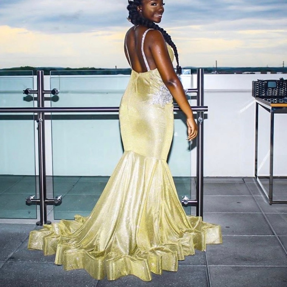 Prom dress